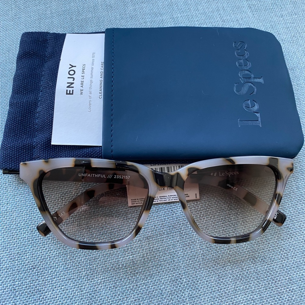 Le Specs Unfaithful cat-eye sunglasses in Cookie Tort
